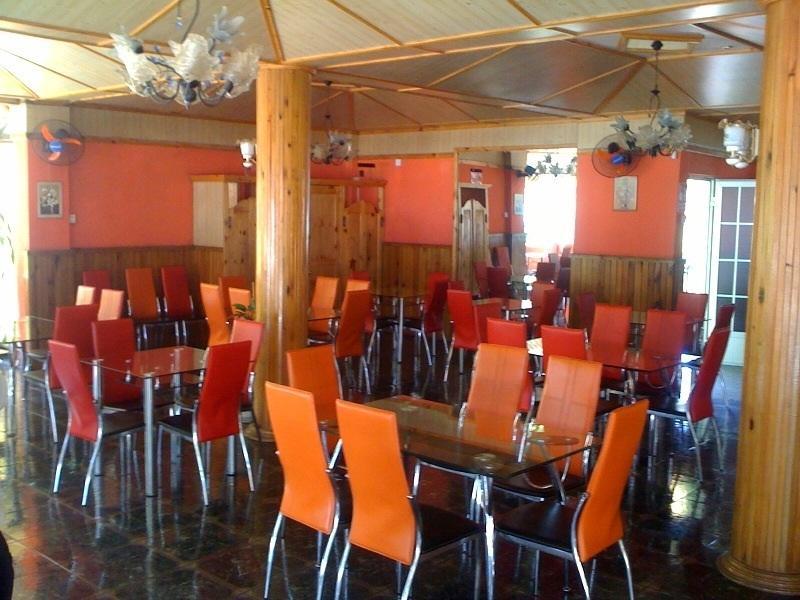 Отель White Shell Lounge And Restaurant Flic en Flac Экстерьер фото
